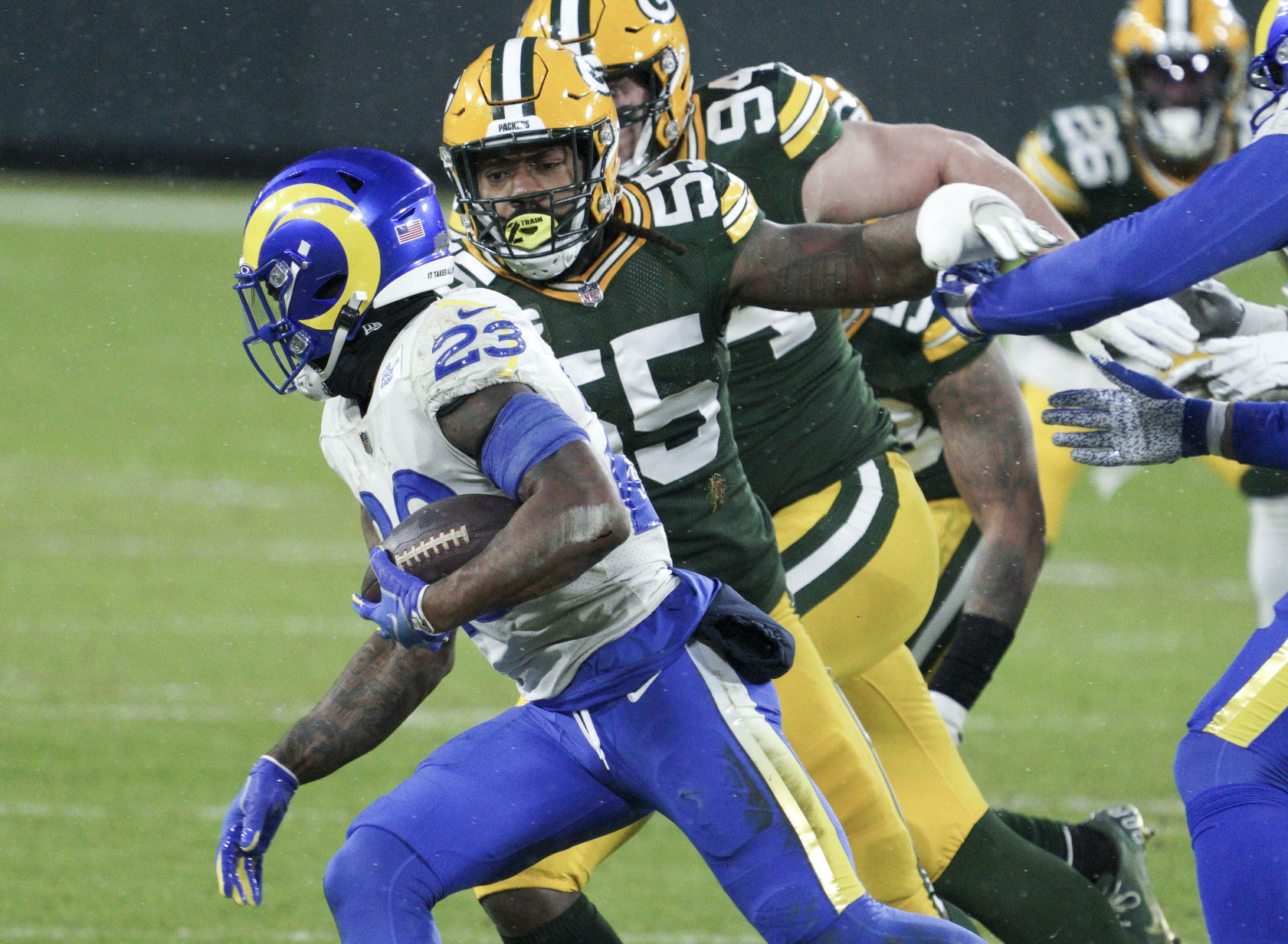 Packers 32, Rams 18